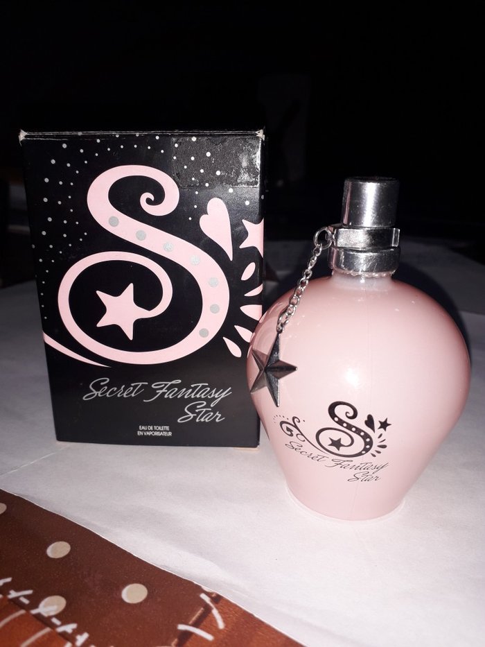 Etir Secret Fantasy Avon Super Etri Var за 22 Azn в баку