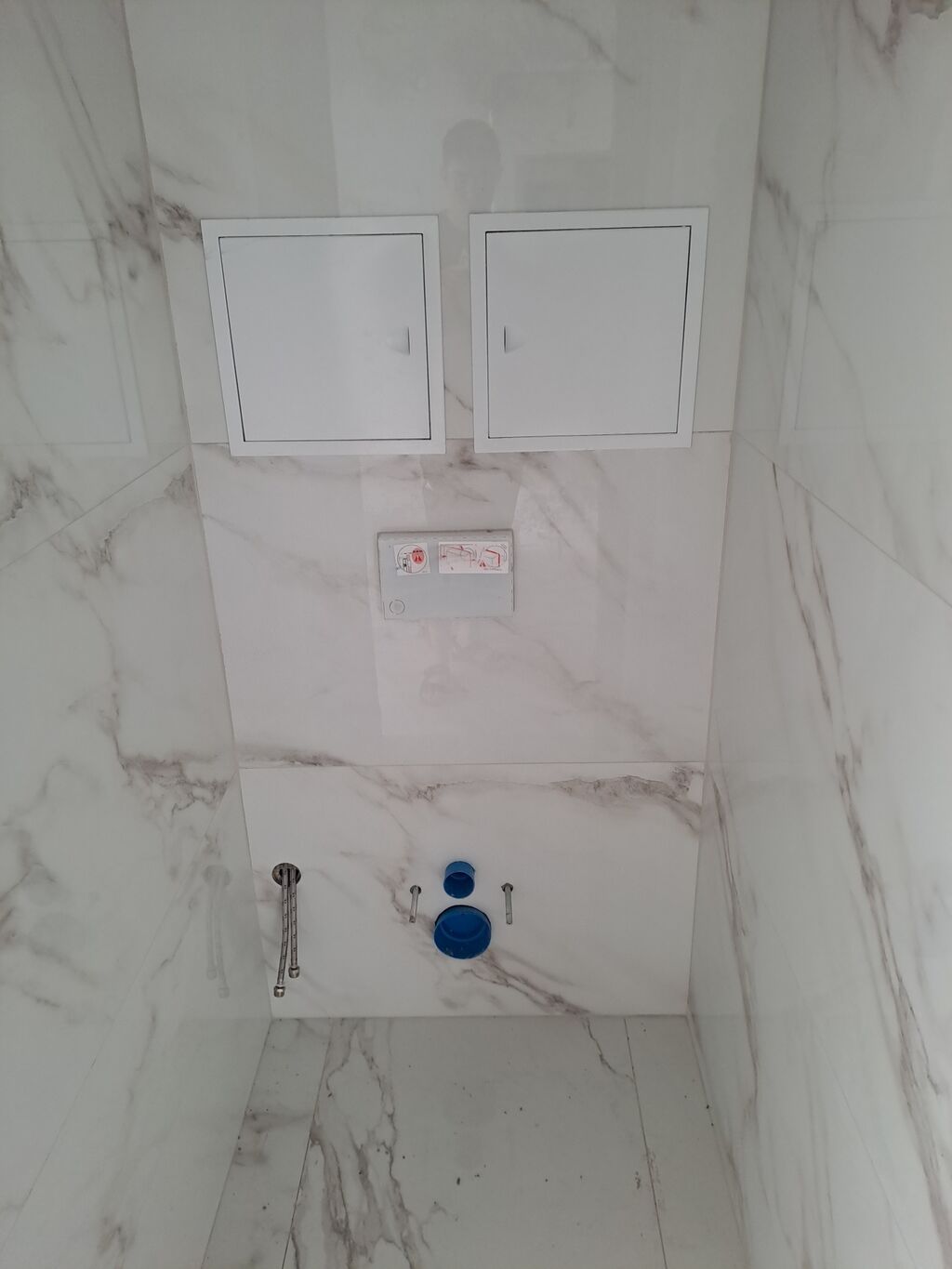 Кафель штукатурка шпаклёвка краска ламинат абои: 150 KGS ᐈ ...