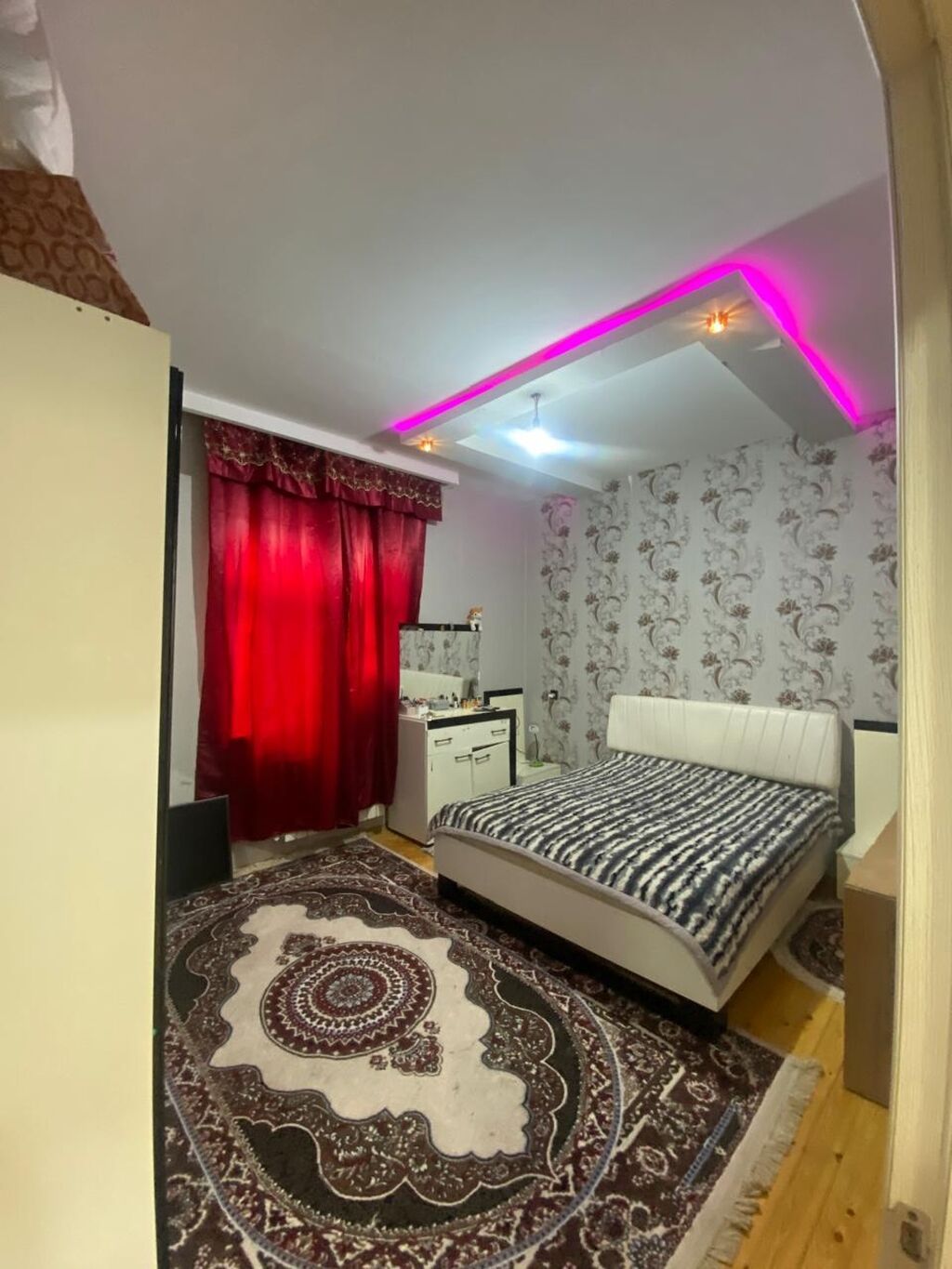 3 otaqlı, 100 kv. m, Kredit yoxdur, Yeni təmirli