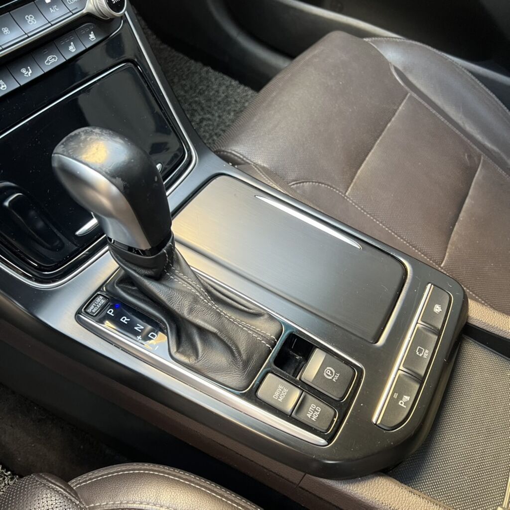 Hyundai Grandeur: 2017 г., 3 л, Автомат, Газ, Седан: фото 4