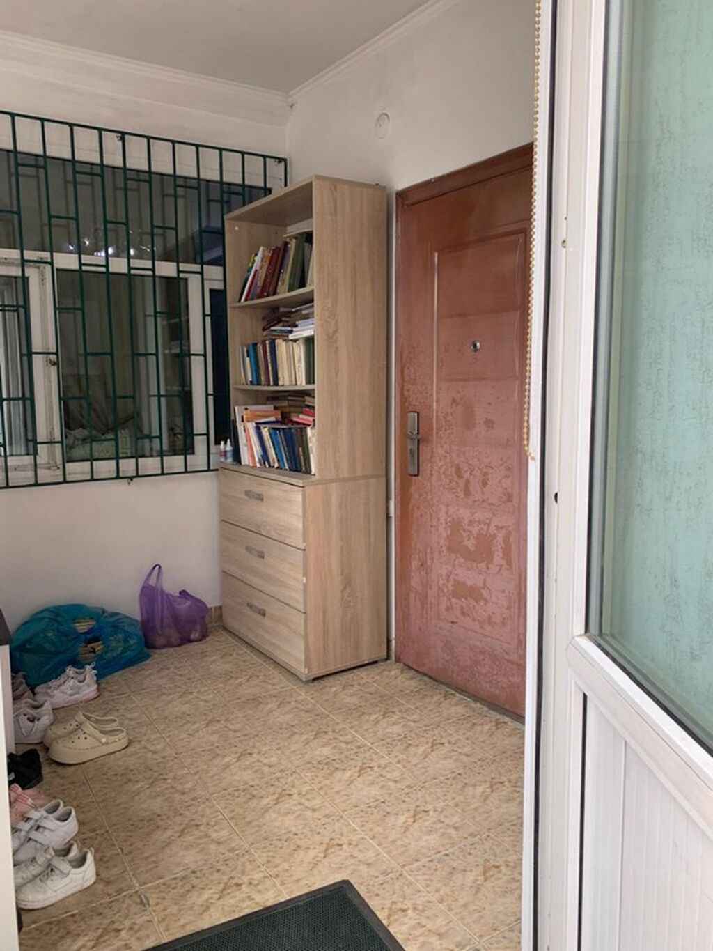 4 комнаты, 55 м², 2 соток, Бишкек, Восток-5 мкр Собственник