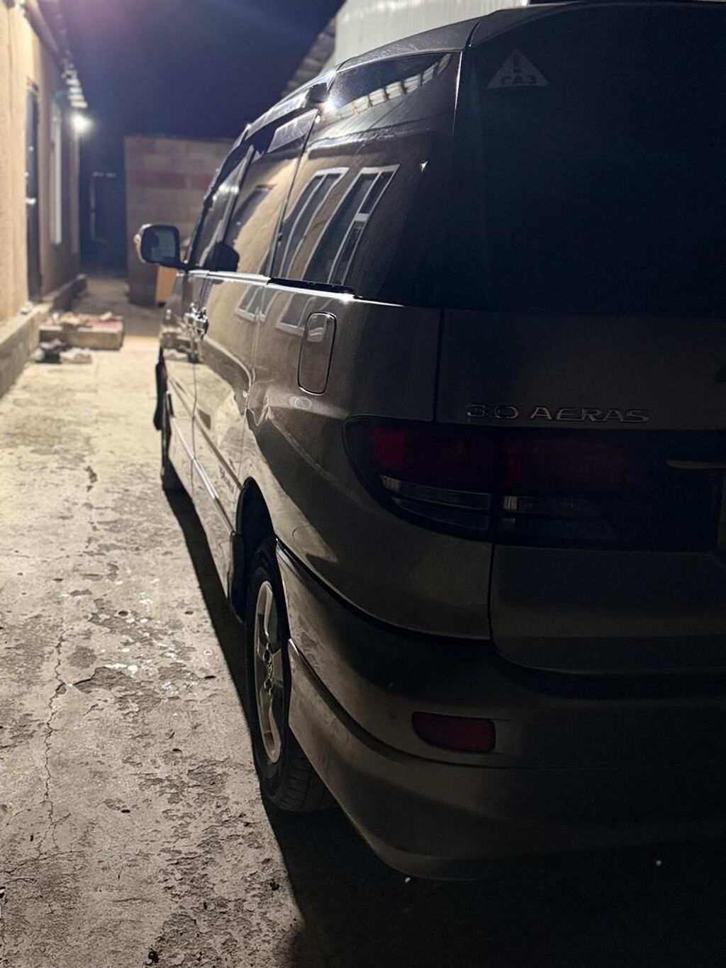Toyota Estima: 2005 г., 3 л, Автомат, Бензин, Минивэн: фото 6