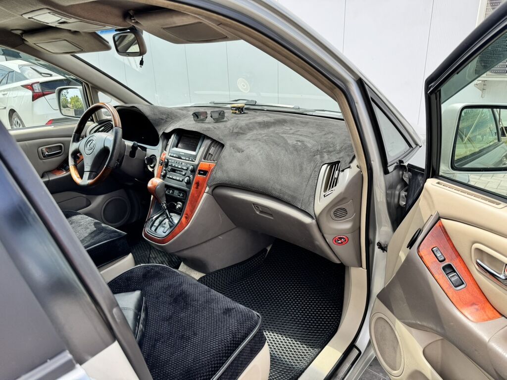 Lexus RX: 2002 г., 3 л, Автомат, Газ, Кроссовер: фото 6