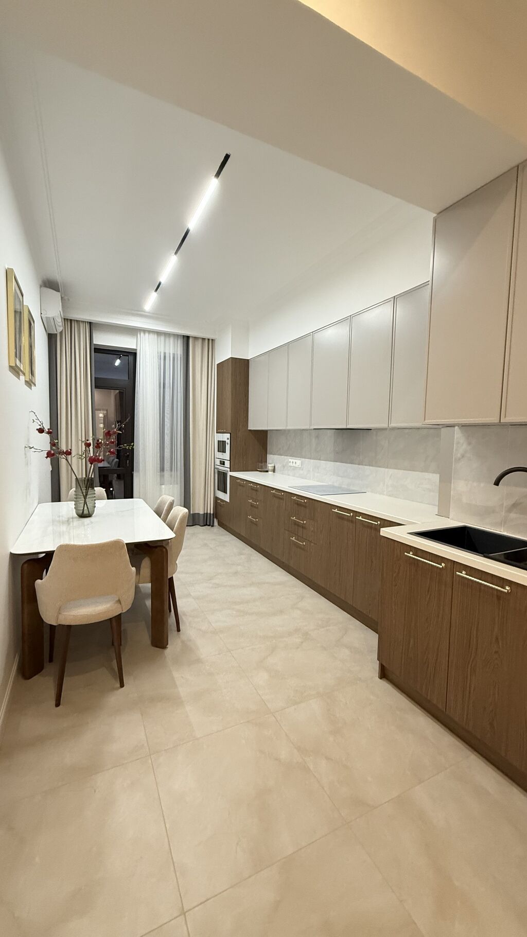 4 комнаты, 175 м², 5 этаж: фото 2