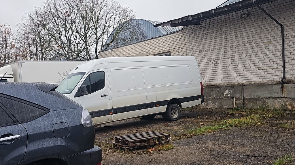 Mercedes-Benz Sprinter грузовой фургон, длинная база и высокий крыша: фото 3