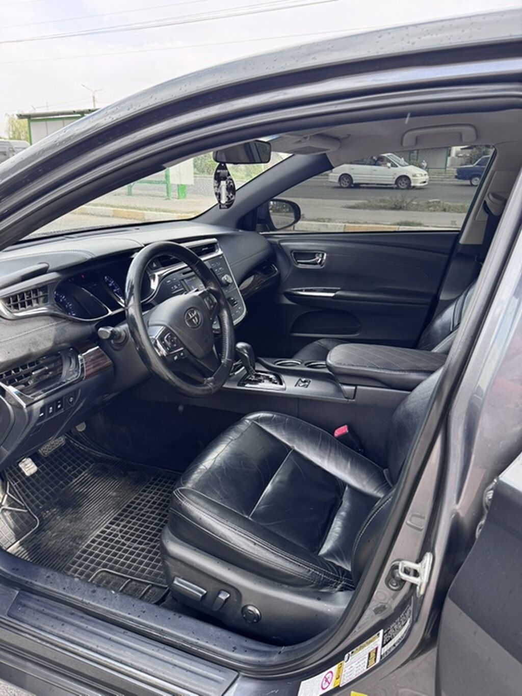 Toyota Avalon: 2015 г., 3.5 л, Автомат, Бензин, Седан: фото 7