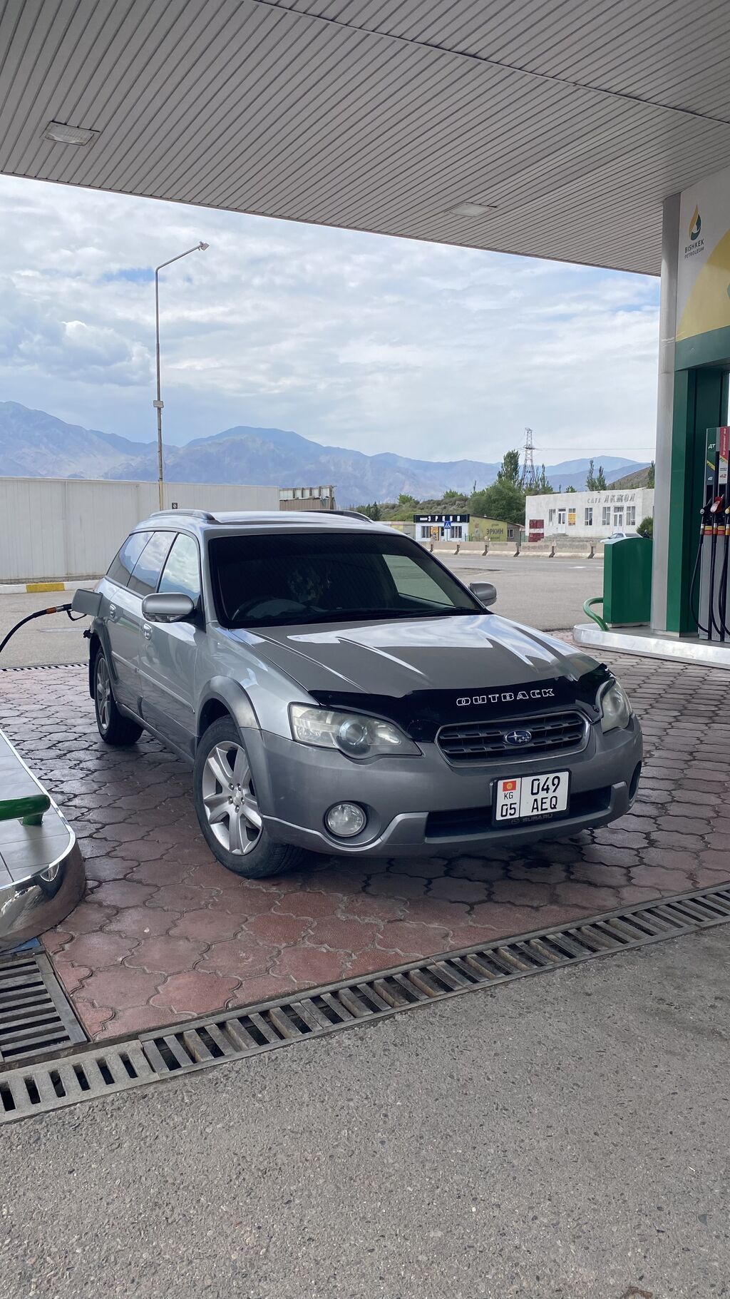 Subaru Outback: 2003 г., 3 л, Автомат, Бензин, Универсал — фото 2