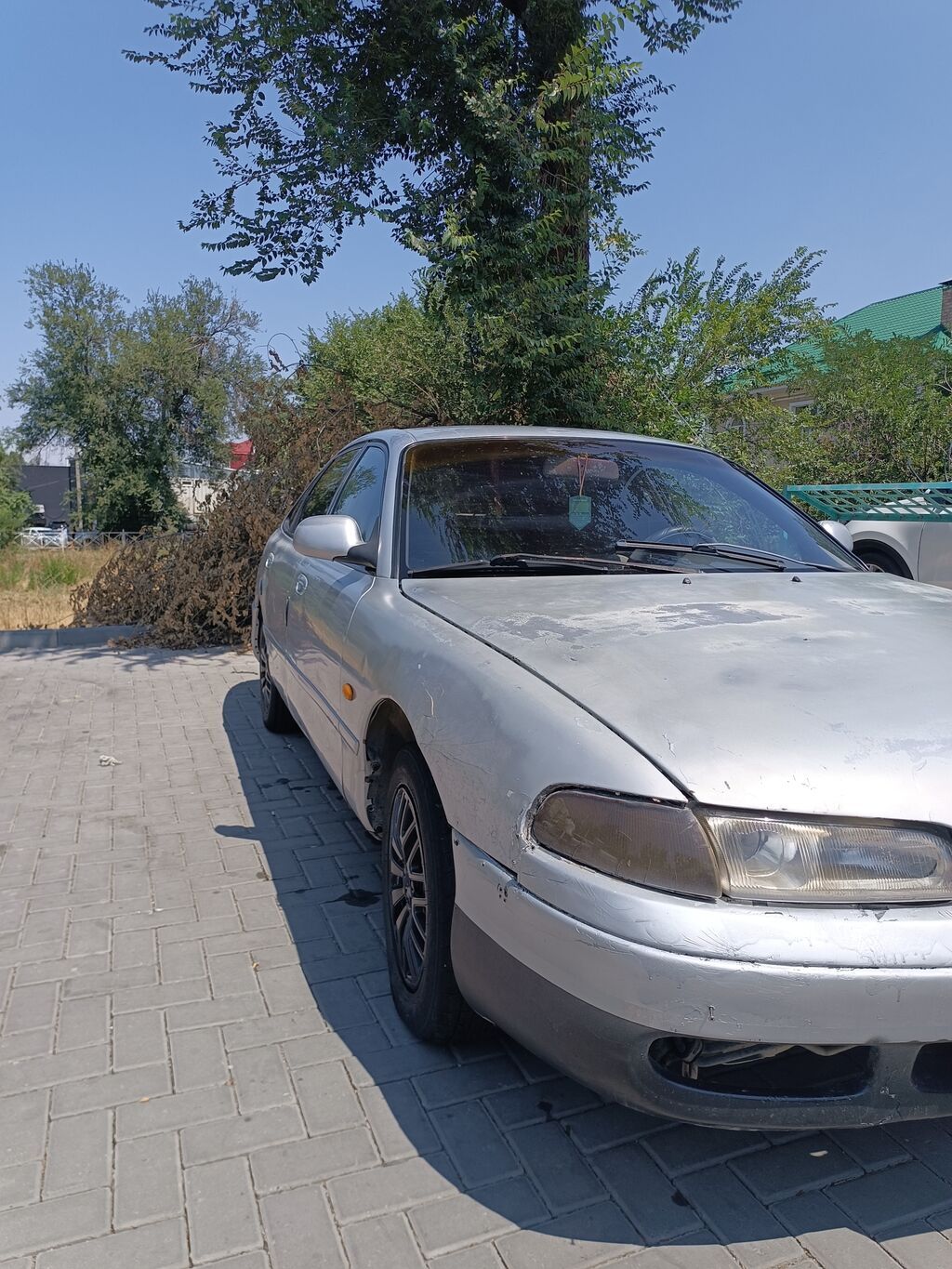Mazda 626: 1992 г., 1.8 л, Механика, Бензин, Седан: фото 8