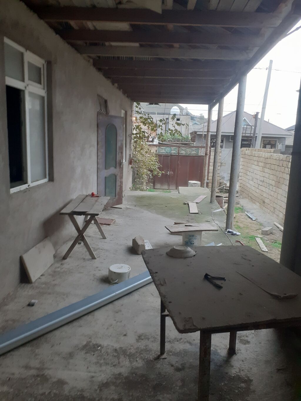 5 otaqlı, 100 kv. m, Orta təmir