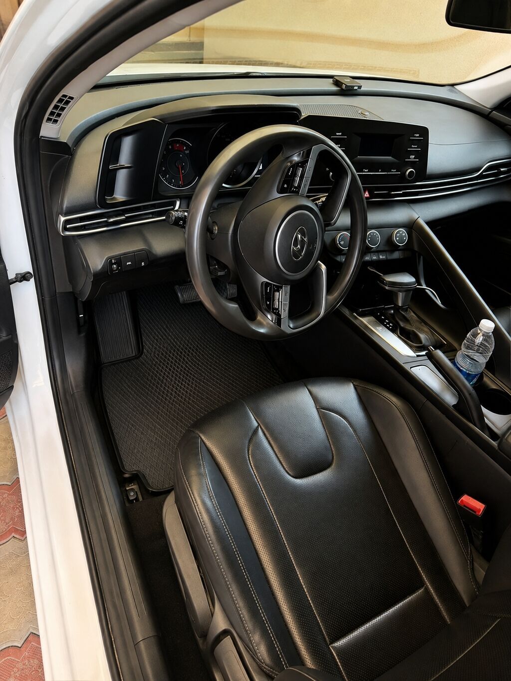 Hyundai Avante: 2021 г., 1.6 л, Автомат, Газ, Седан: фото 2