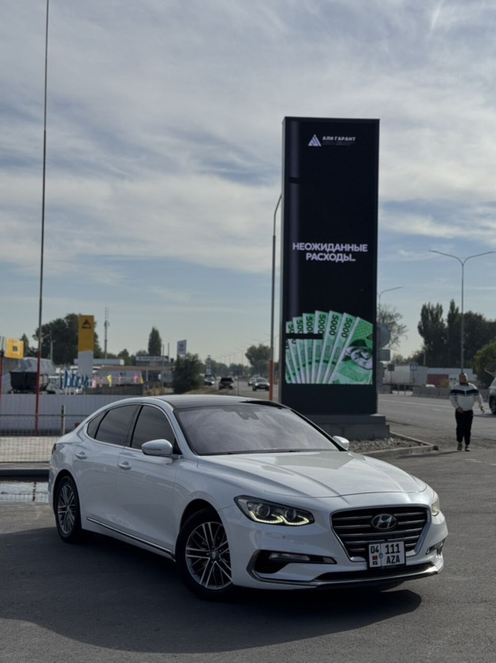 Hyundai Grandeur: 2018 г., 3 л, Автомат, Газ, Седан: фото 1