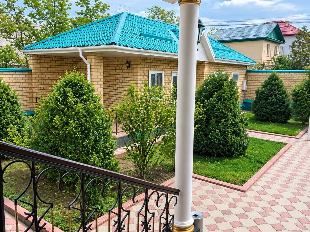 350 м², 6 комнат и более, ул. Карла Маркса: фото 2