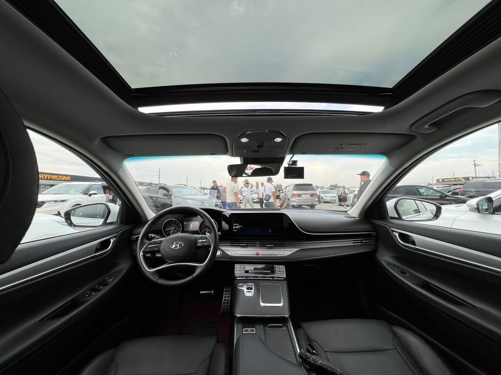 Hyundai Grandeur: 2022 г., 3 л, Автомат, Седан: фото 4