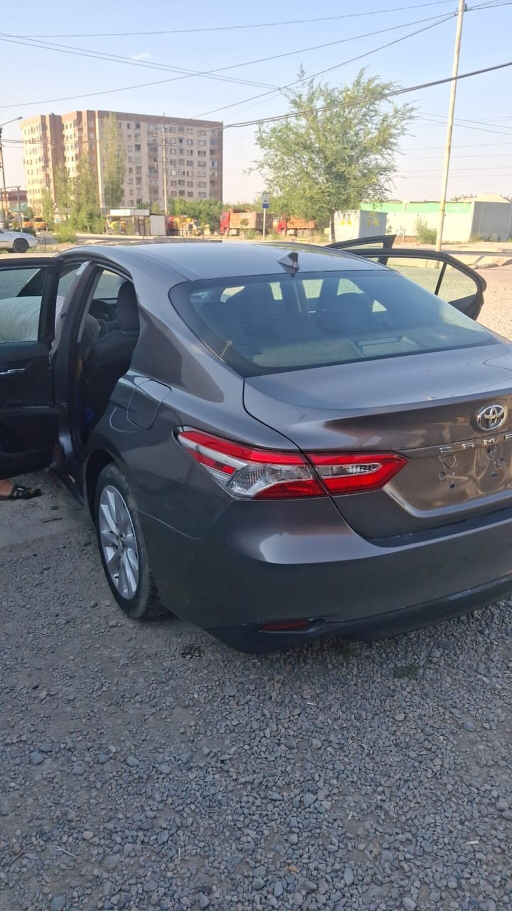 Продам Toyota Camry 2019, седан, 2.5 л, автомат: фото 3