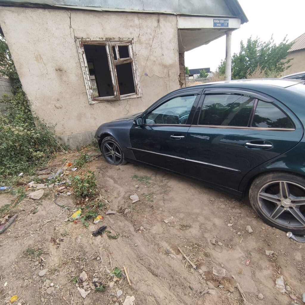 Mercedes-Benz E-Class: 2004 г., 3.2 л, Бензин, Седан: фото 4