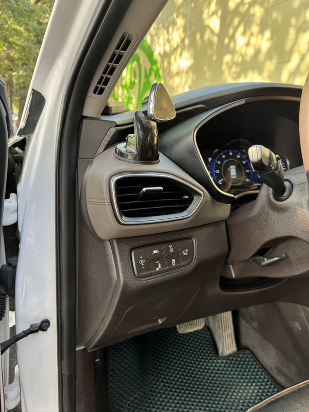 Hyundai Santa Fe: 2020 г., 2.4 л, Автомат, Бензин, Кроссовер: фото 5