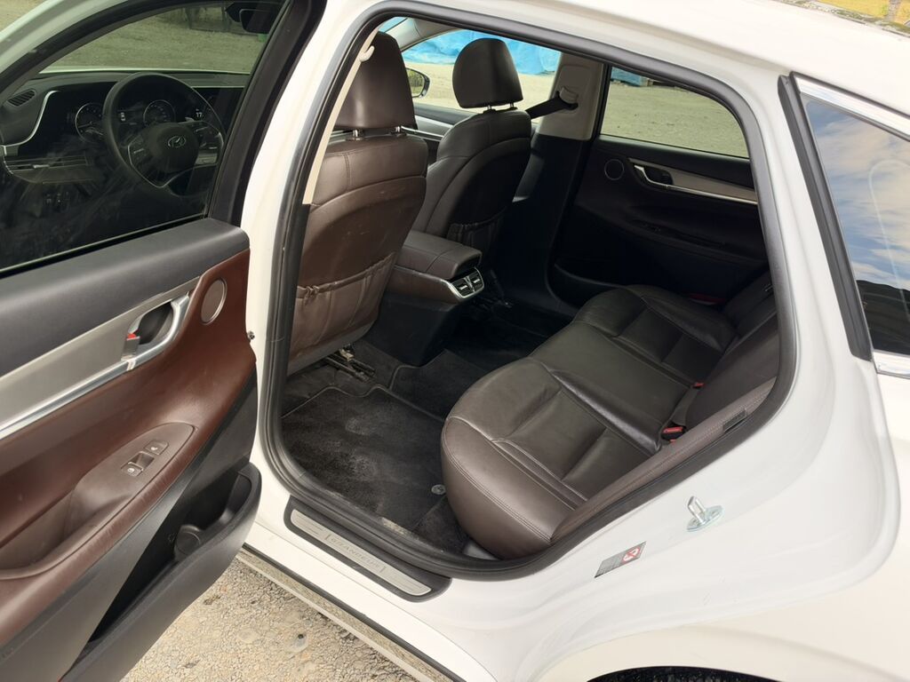 Hyundai Grandeur: 2022 г., 3 л, Автомат, Бензин, Седан: фото 5