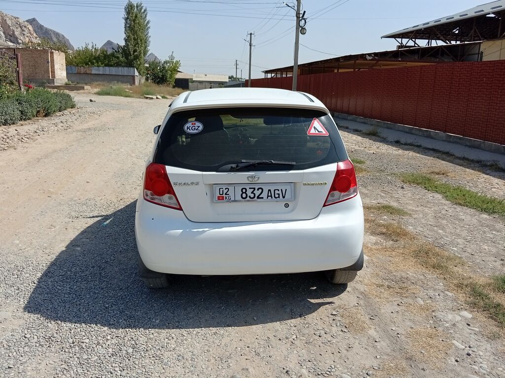 Daewoo Kalos: 2003 г., 1.5 л, Автомат, Газ, Хэтчбэк: фото 3
