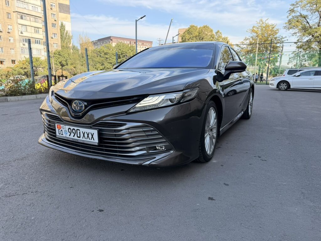 Toyota Camry: 2020 г., 2.5 л, Автомат, Гибрид, Седан: фото 1