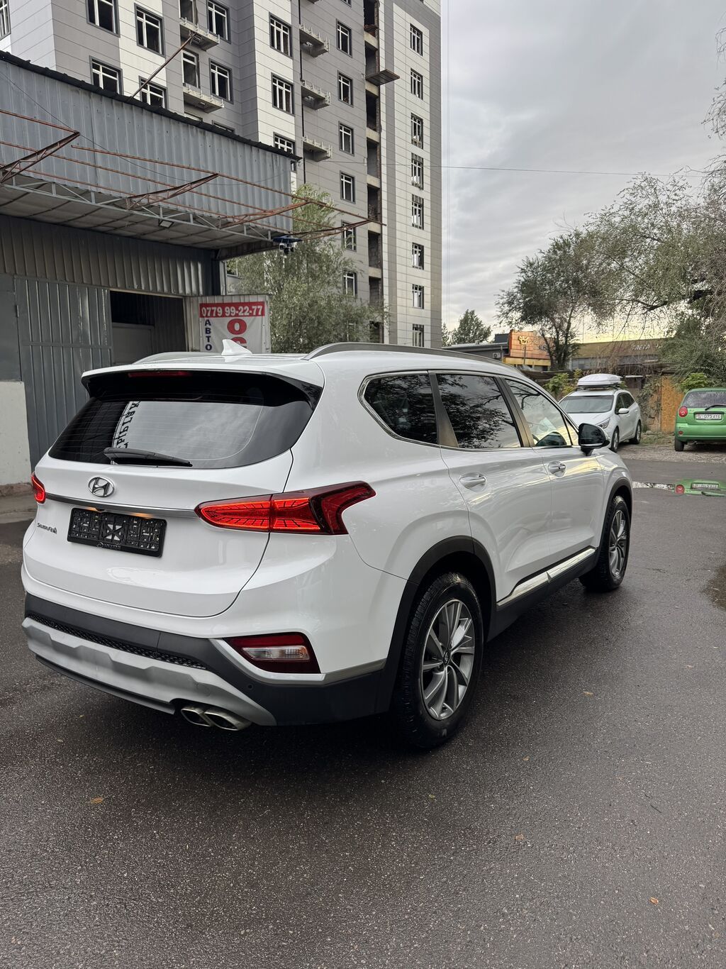 Hyundai Santa Fe: 2019 г., 2 л, Автомат, Дизель, Внедорожник: фото 3