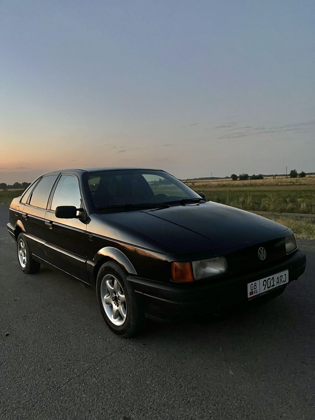 Volkswagen Passat: 1990 г., 1.8 л, Механика, Бензин, Седан: фото 6