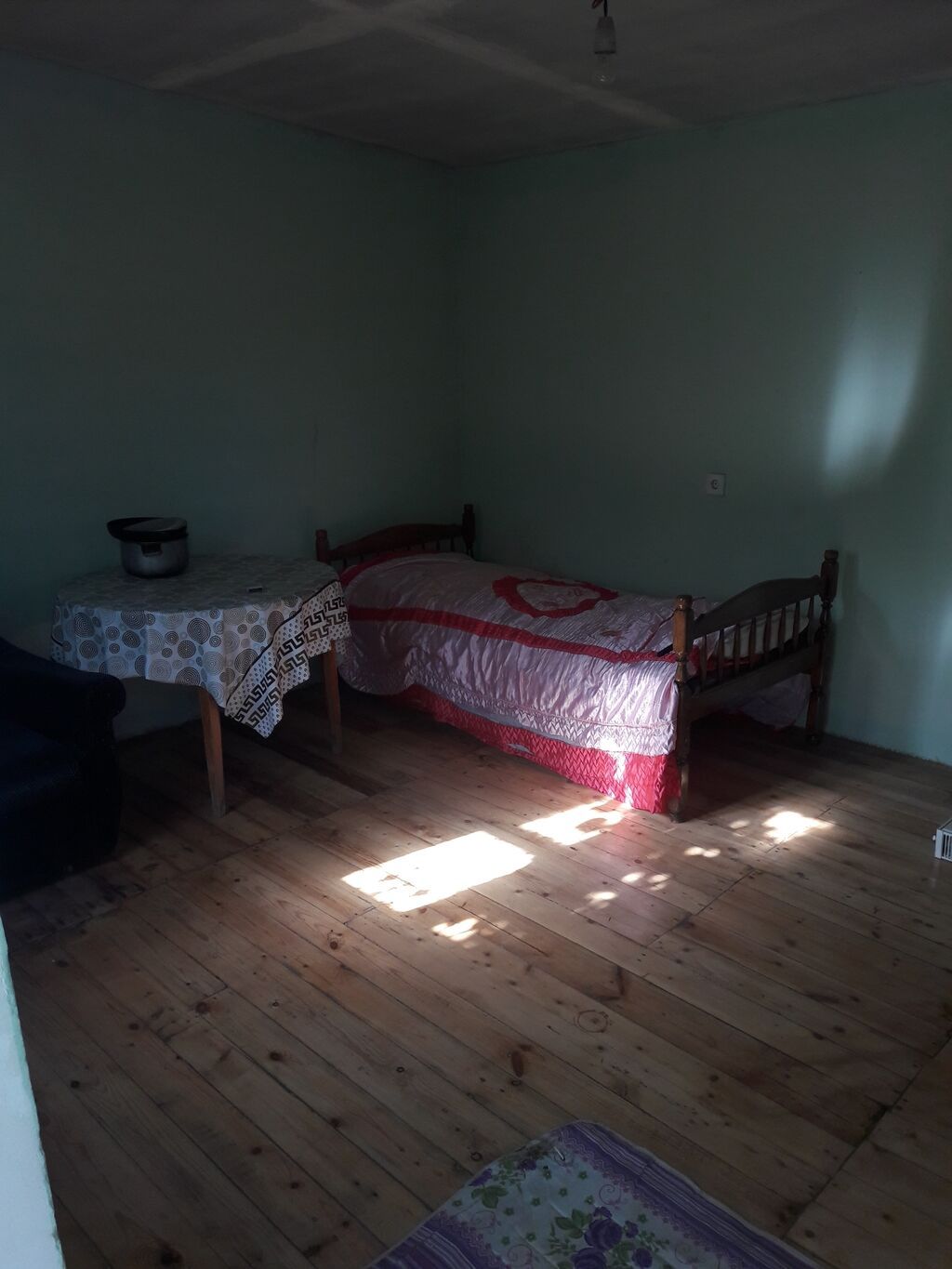 18 kv. m, 1 otaqlı, Qaz, İşıq, Su