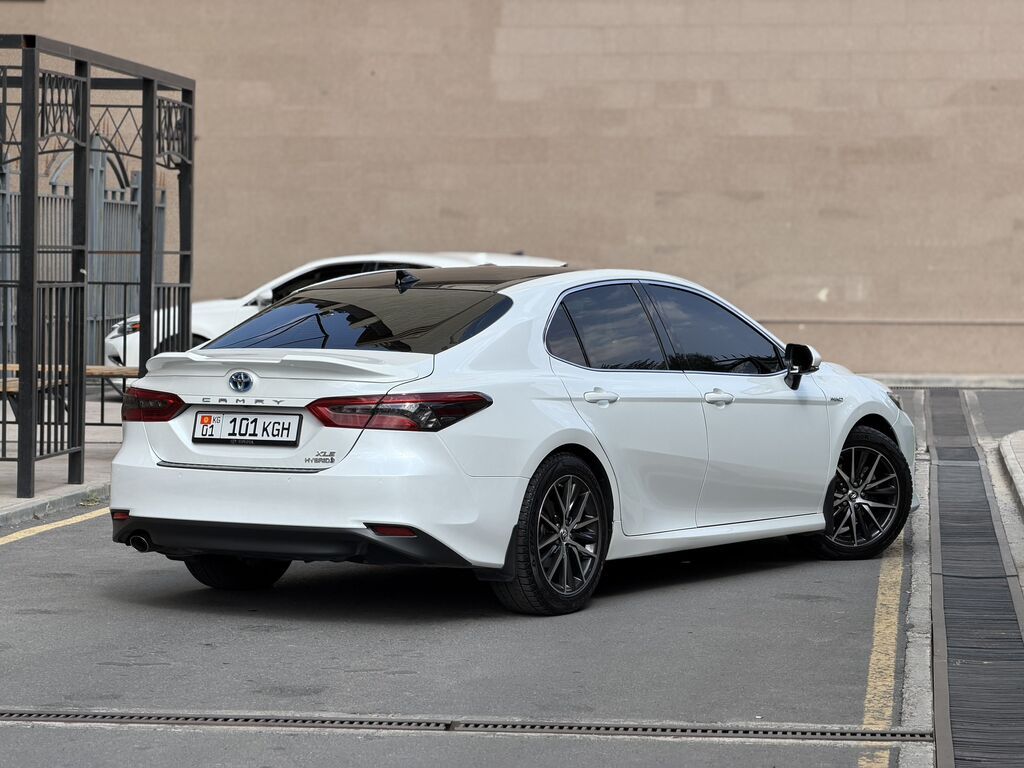 Toyota Camry: 2019 г., 2.5 л, Автомат, Бензин, Седан: фото 7