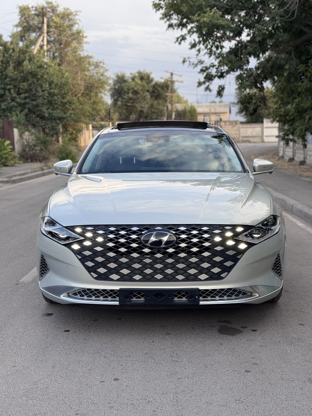 Hyundai Grandeur: 2020 г., 2.4 л, Автомат, Гибрид, Седан: фото 3