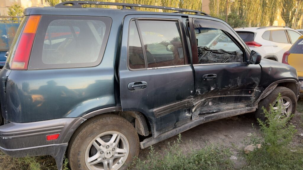Honda CR-V: 1999 г., Автомат, Кроссовер: фото 5
