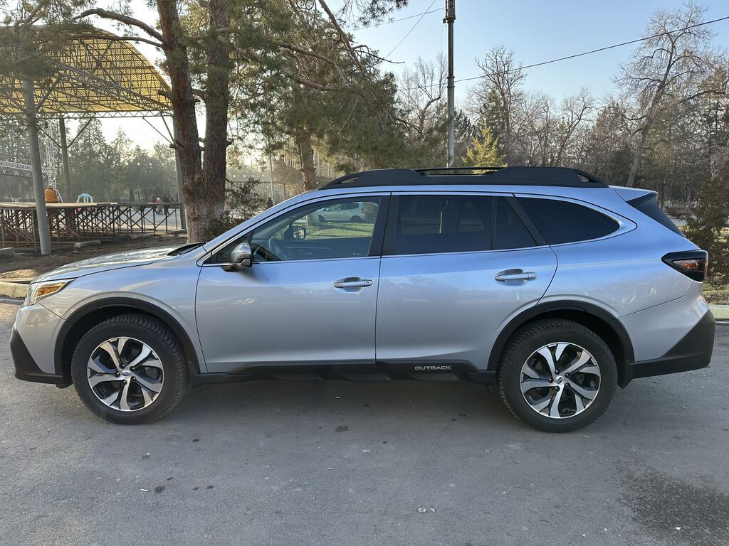 Subaru Outback: 2020 г.: фото 4