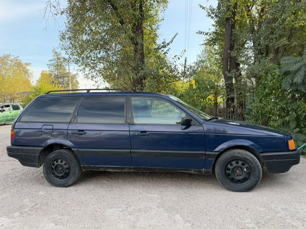 Volkswagen Passat Variant: 1991 г., 1.8 л, Механика, Бензин, Универсал: фото 3