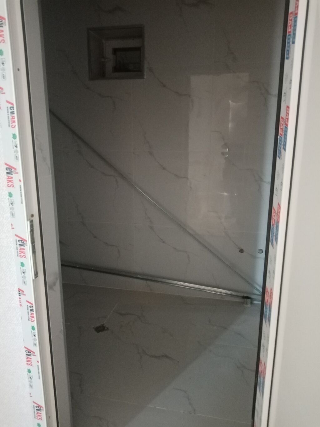 4 otaqlı, 85 kv. m, Kredit yoxdur, Yeni təmirli