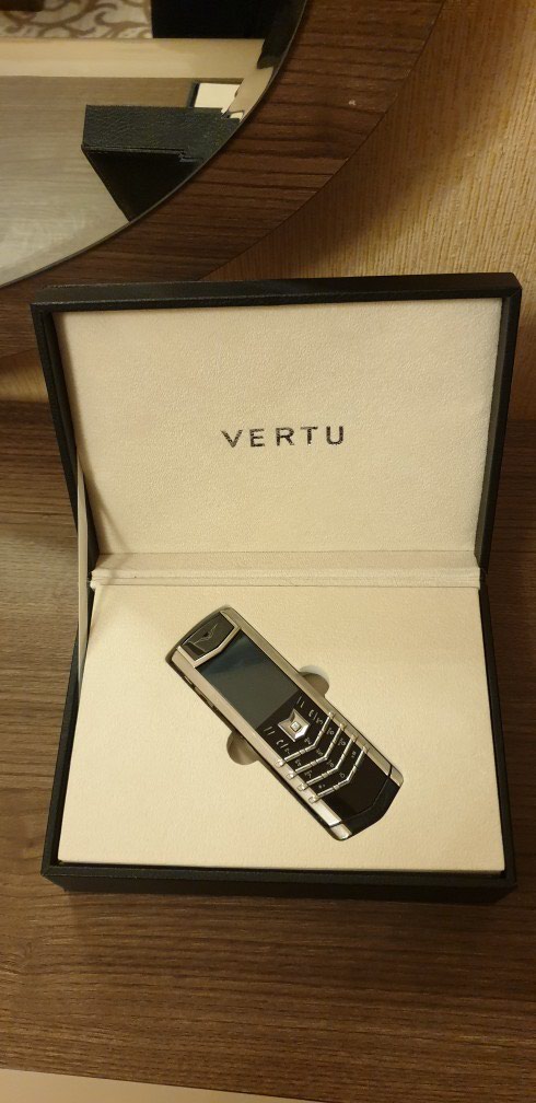 Vertu: - lalafo.az Xırdalan şəhərində