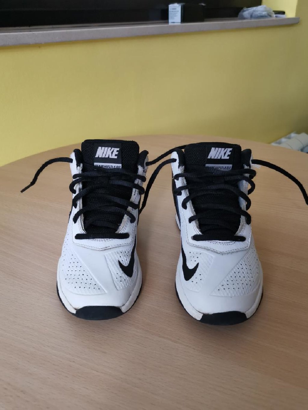 sport vision new balance muske patike