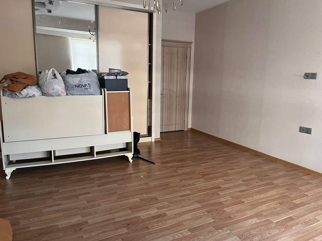3 otaqlı, Yeni tikili, 132 kv. m