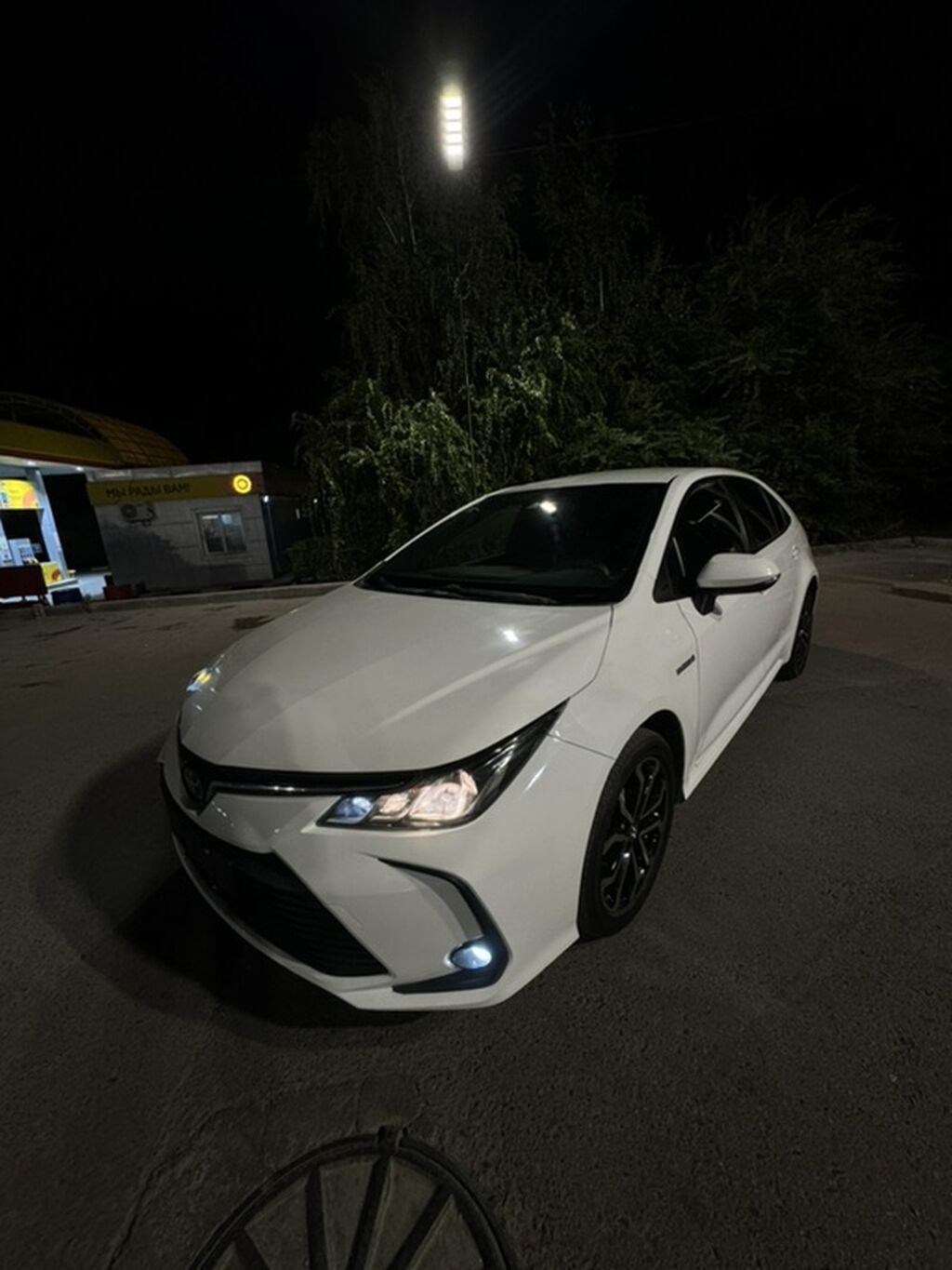 Toyota Corolla: 2022 г., 1.8 л, Автомат, Гибрид, Седан: фото 8