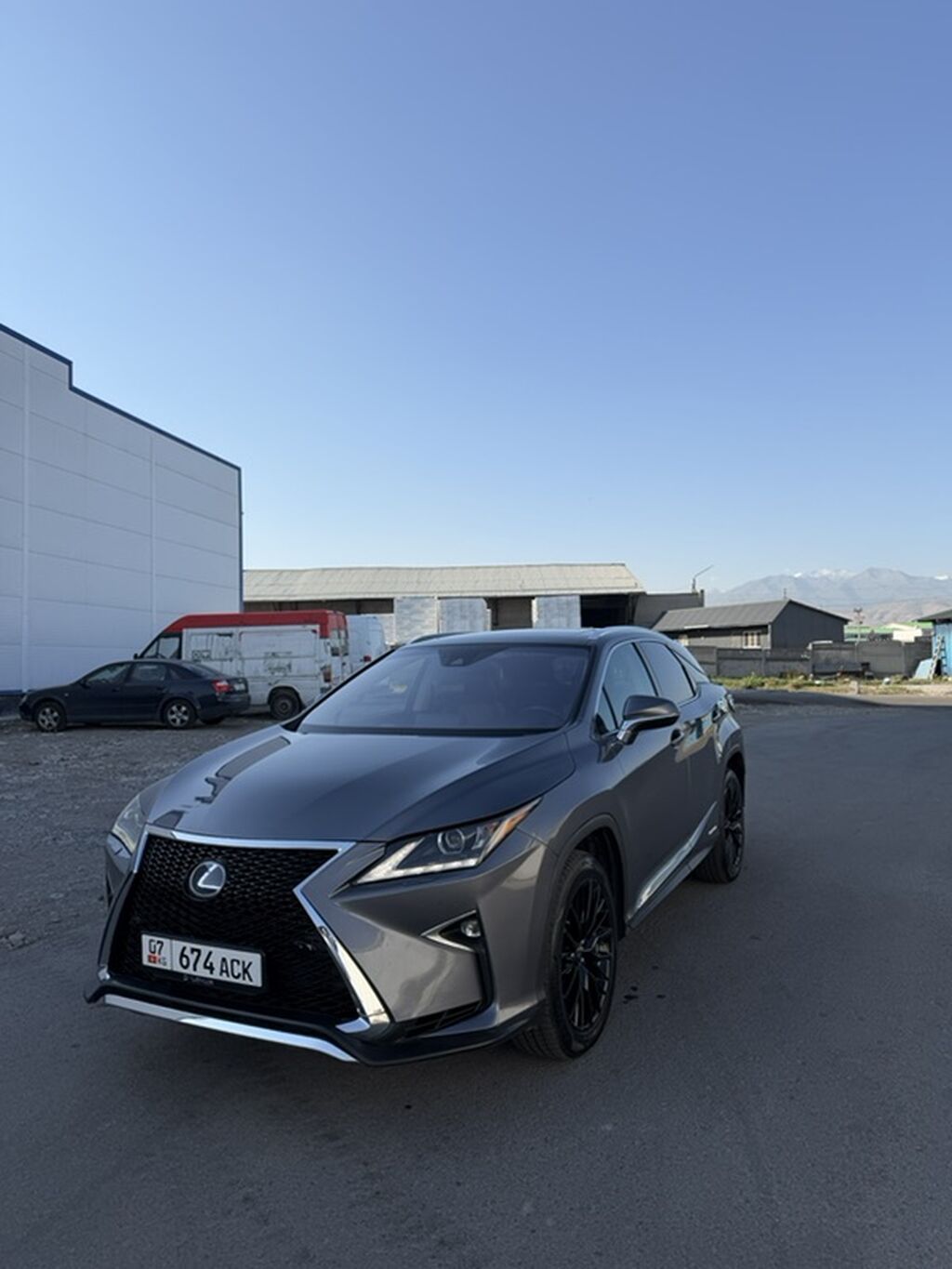 Lexus RX: 2018 г., 3.5 л, Автомат, Гибрид, Кроссовер: фото 2