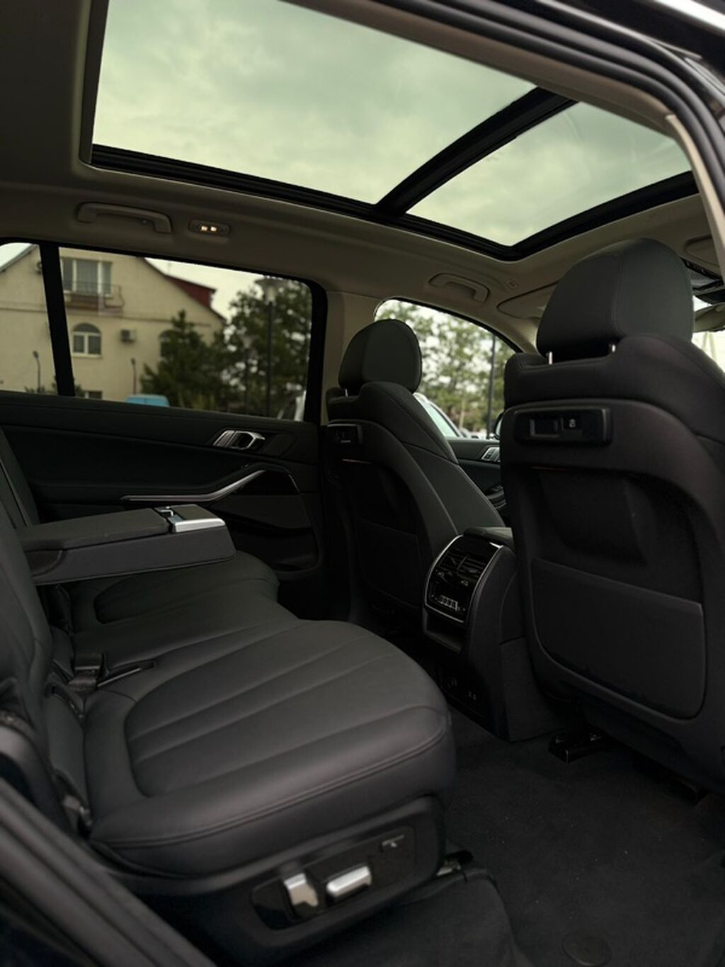 BMW X7: 2019 г., Бензин, Кроссовер: фото 7