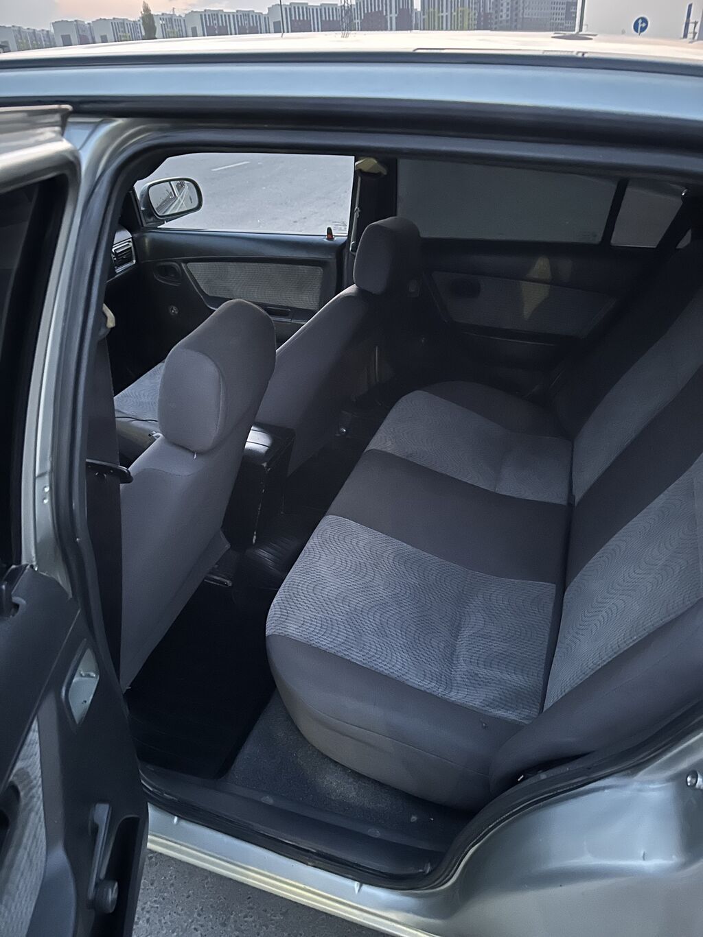 Daewoo Nexia: 2008 г., 1.5 л, Механика, Бензин, Седан: фото 6