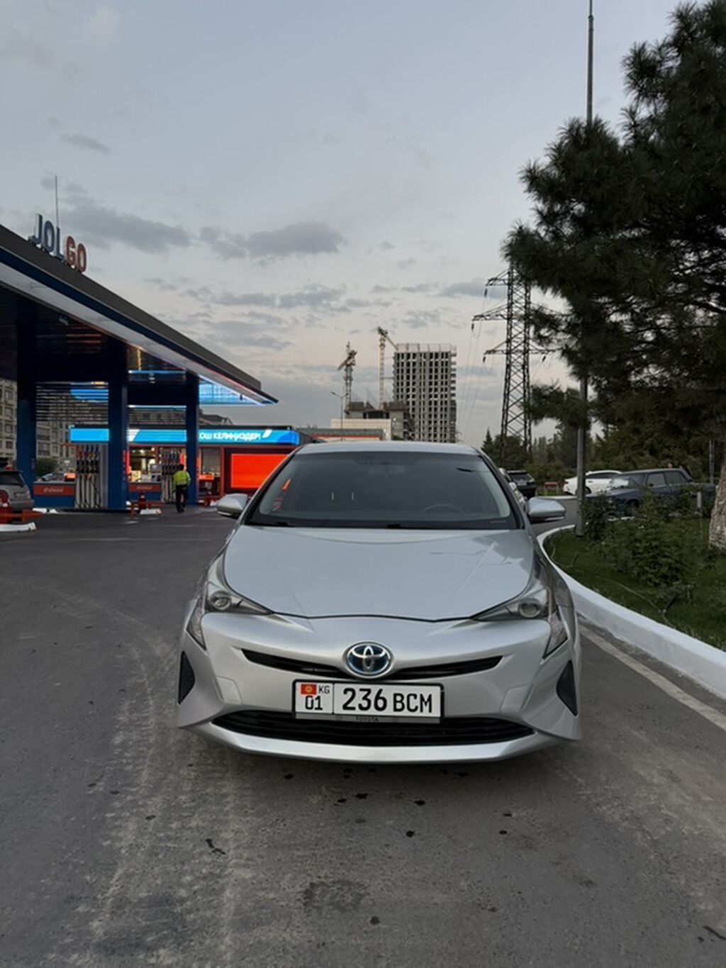 Toyota Prius: 2016 г., 1.8 л, Автомат, Гибрид, Лифтбек: фото 2