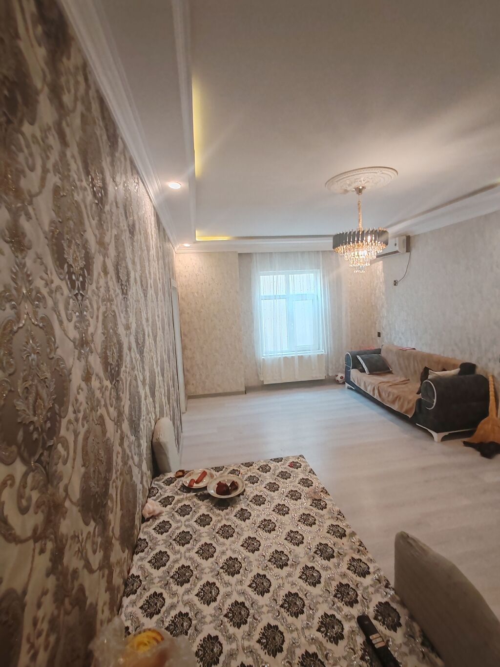 4 otaqlı, 152 kv. m, Kredit yoxdur, Orta təmir