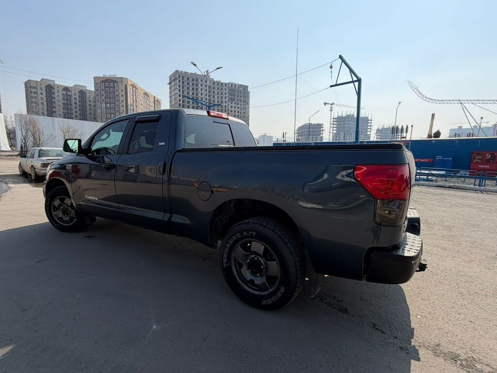Toyota Sequoia: 2008 г., 5.7 л, Автомат, Газ, Пикап: фото 8