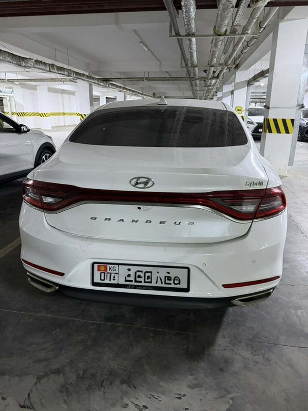 Hyundai Grandeur: 2018 г., 2.4 л, Автомат, Гибрид, Фастбек: фото 3