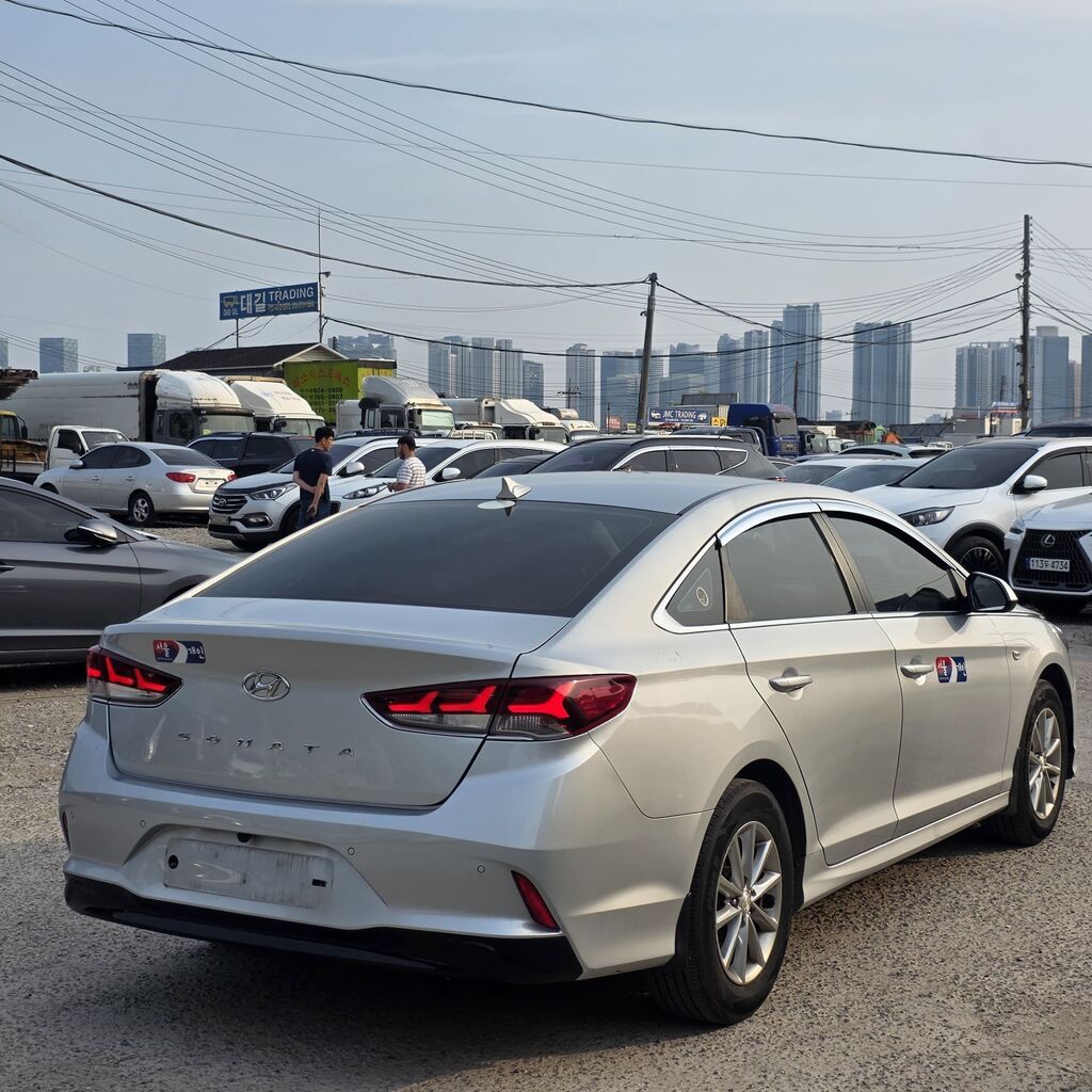 Hyundai Sonata: 2020 г., 2 л, Автомат, Бензин, Седан — фото 4