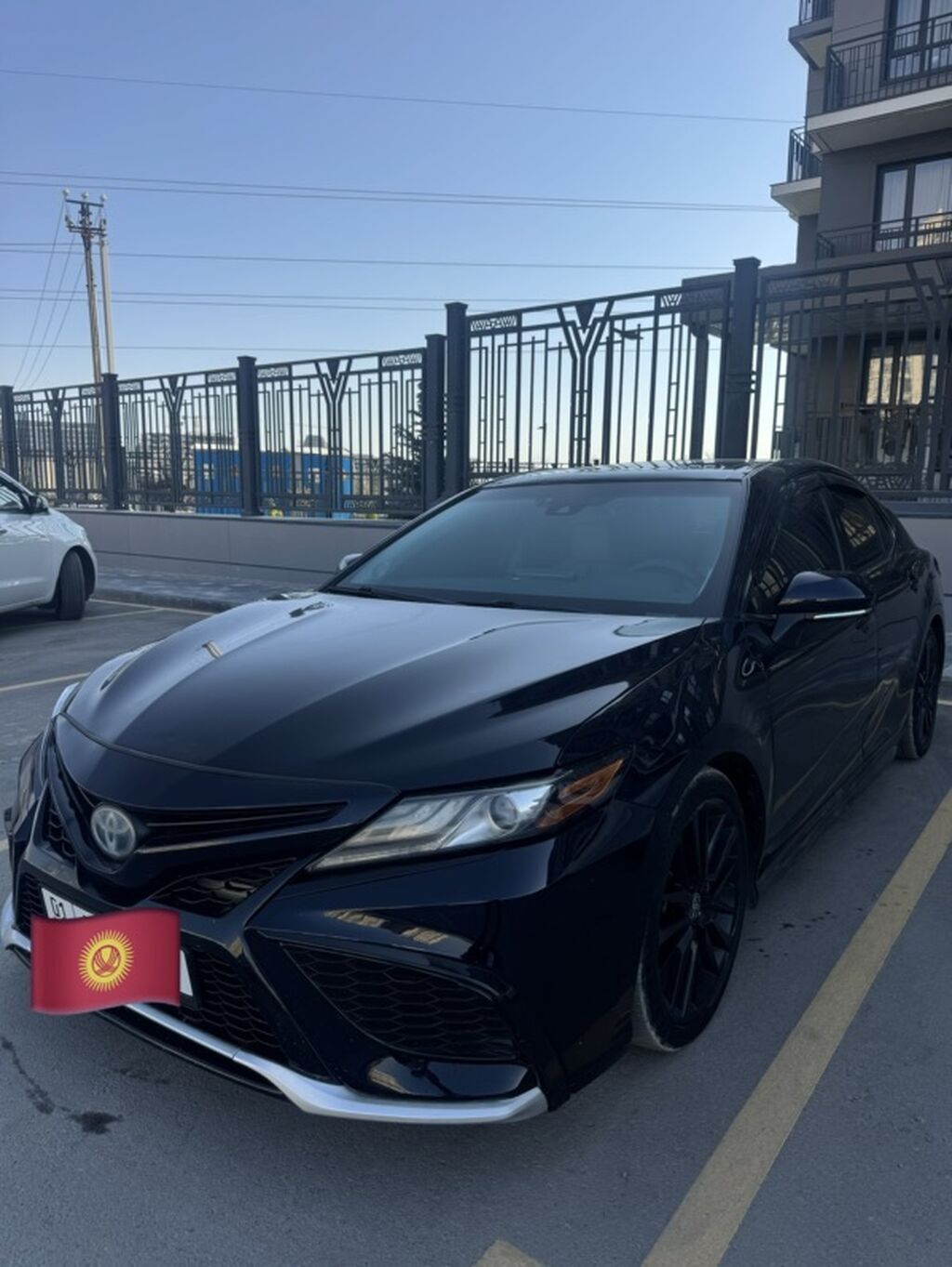 Toyota Camry: 2021 г., 2.5 л, Вариатор, Гибрид, Седан: фото 6