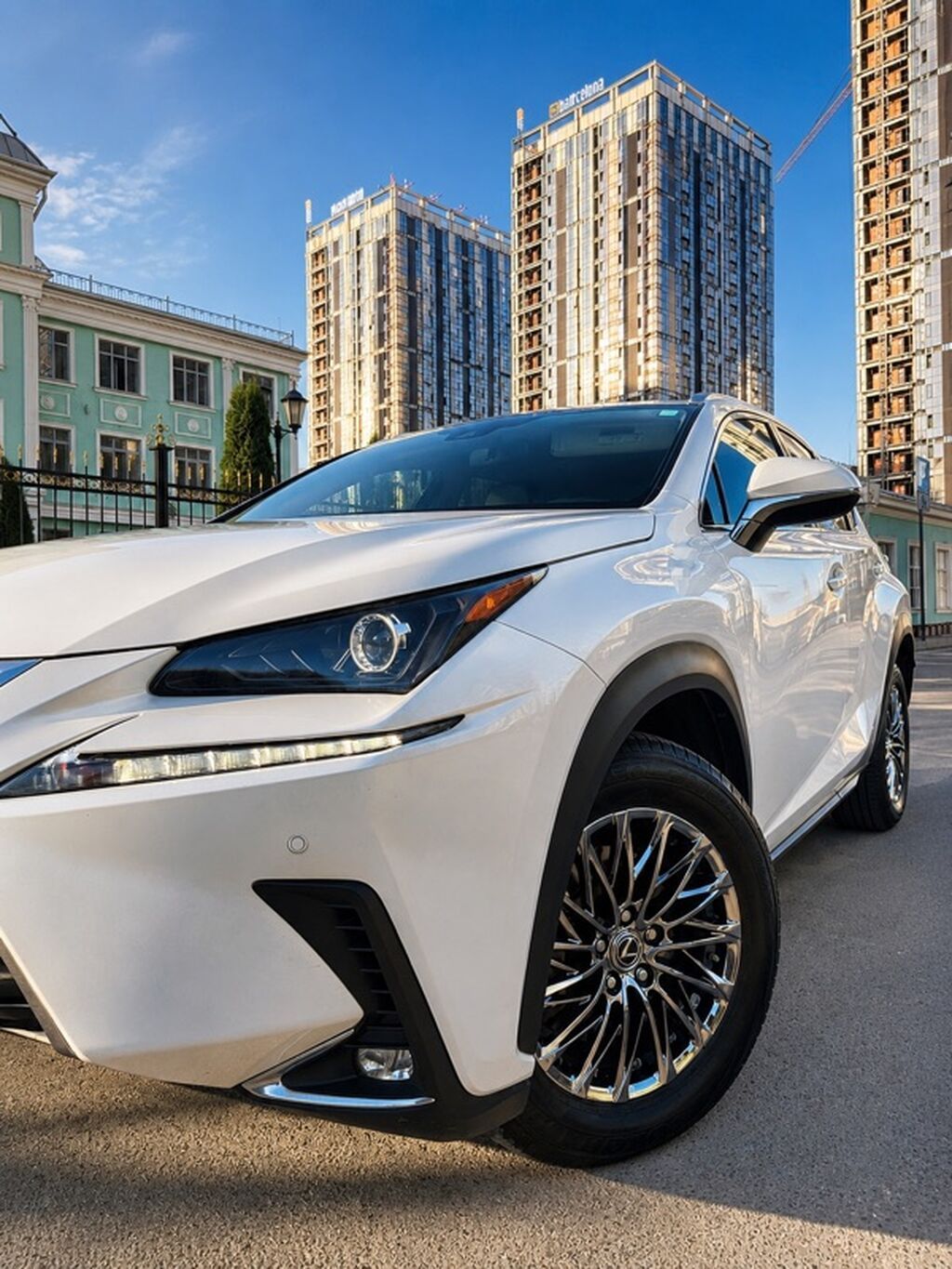 Lexus NX: 2020 г., 2 л, Автомат, Бензин, Кроссовер: фото 2