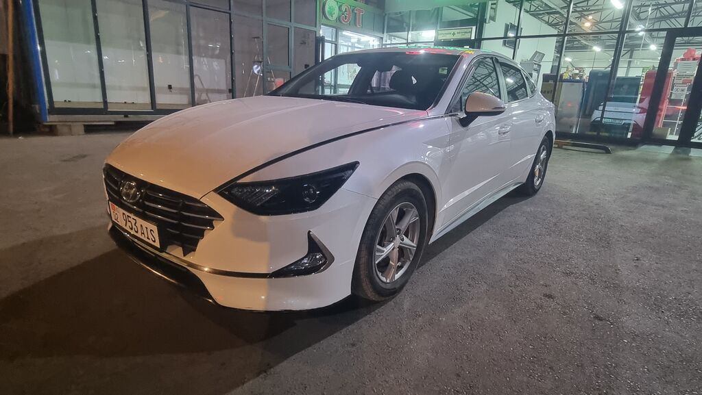 Hyundai Sonata: 2019 г., 2 л, Автомат, Бензин, Седан: фото 2