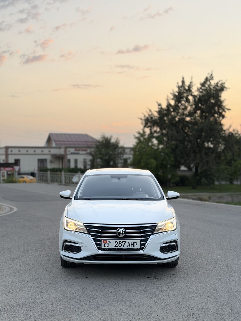 Hyundai Sonata: 2024 г., 1.5 л, Автомат, Бензин, Седан: фото 1
