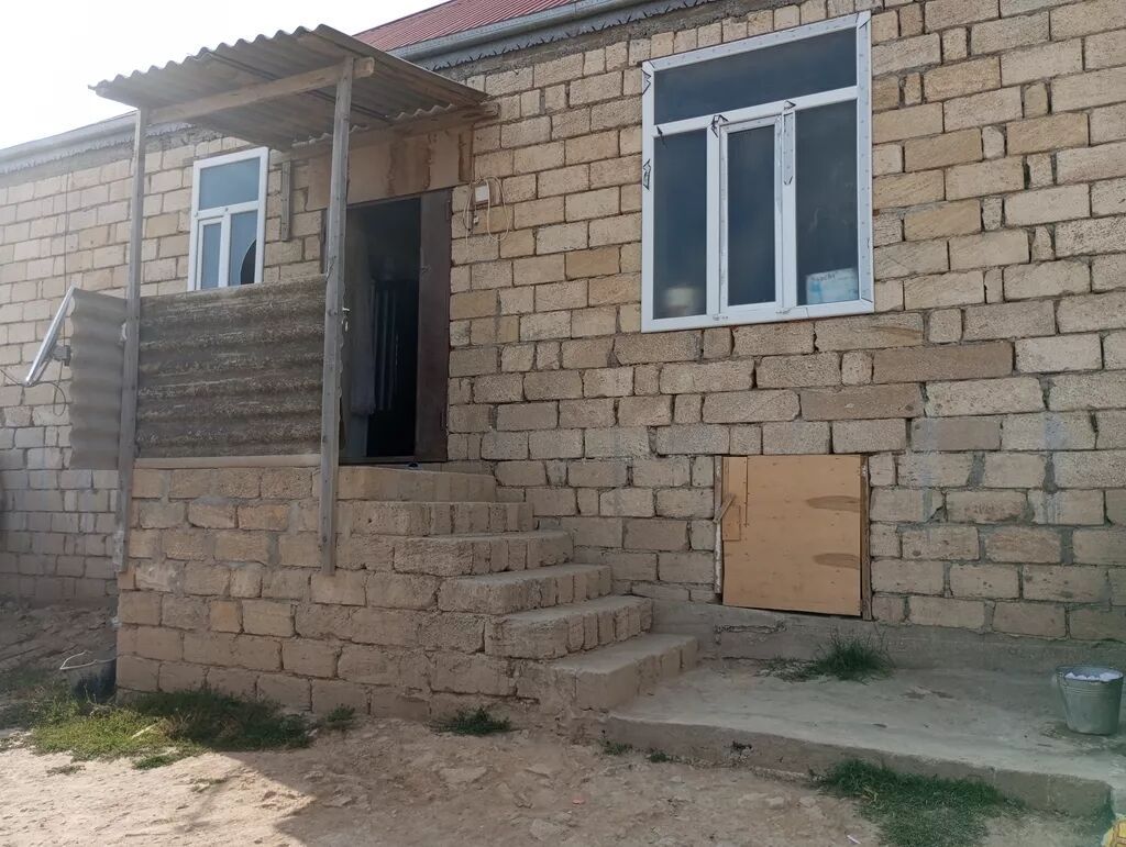 3 otaqlı, 100 kv. m, Yeni təmirli