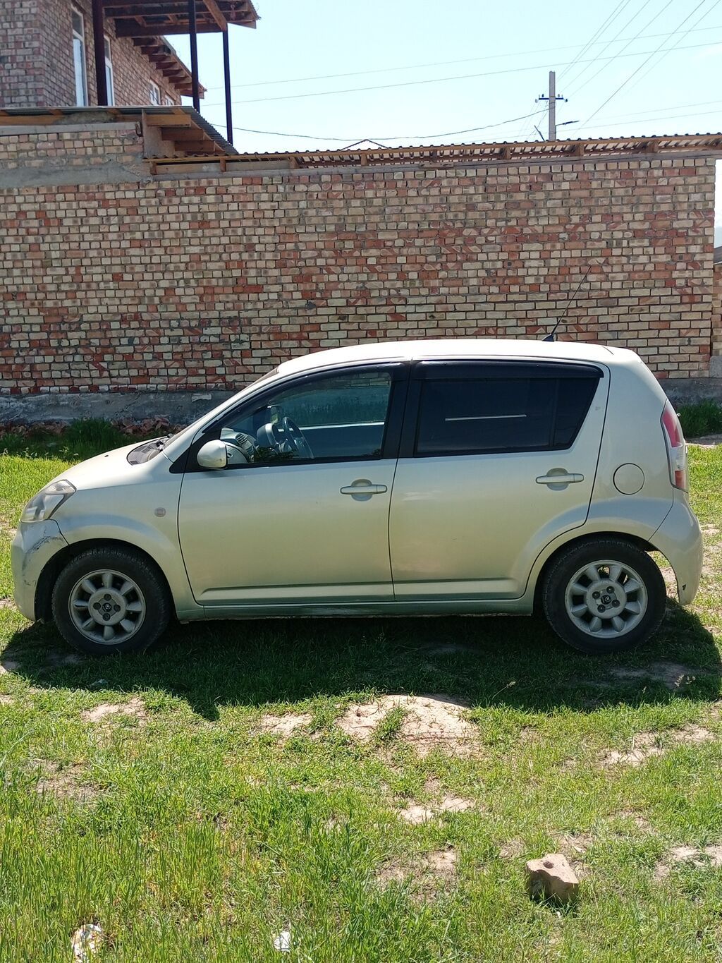 Toyota Passo: 2005 г., 1 л, Автомат, Хэтчбэк: фото 4